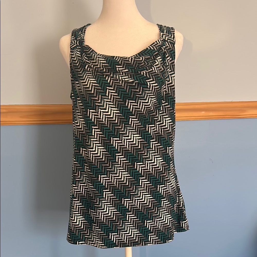 🔥4 for $15 White House Black Market Black grey and teal Tank Top